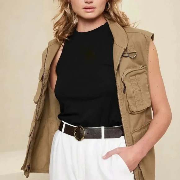 Banana Republic Ponte Twist-Back Top - Picture 1 of 11